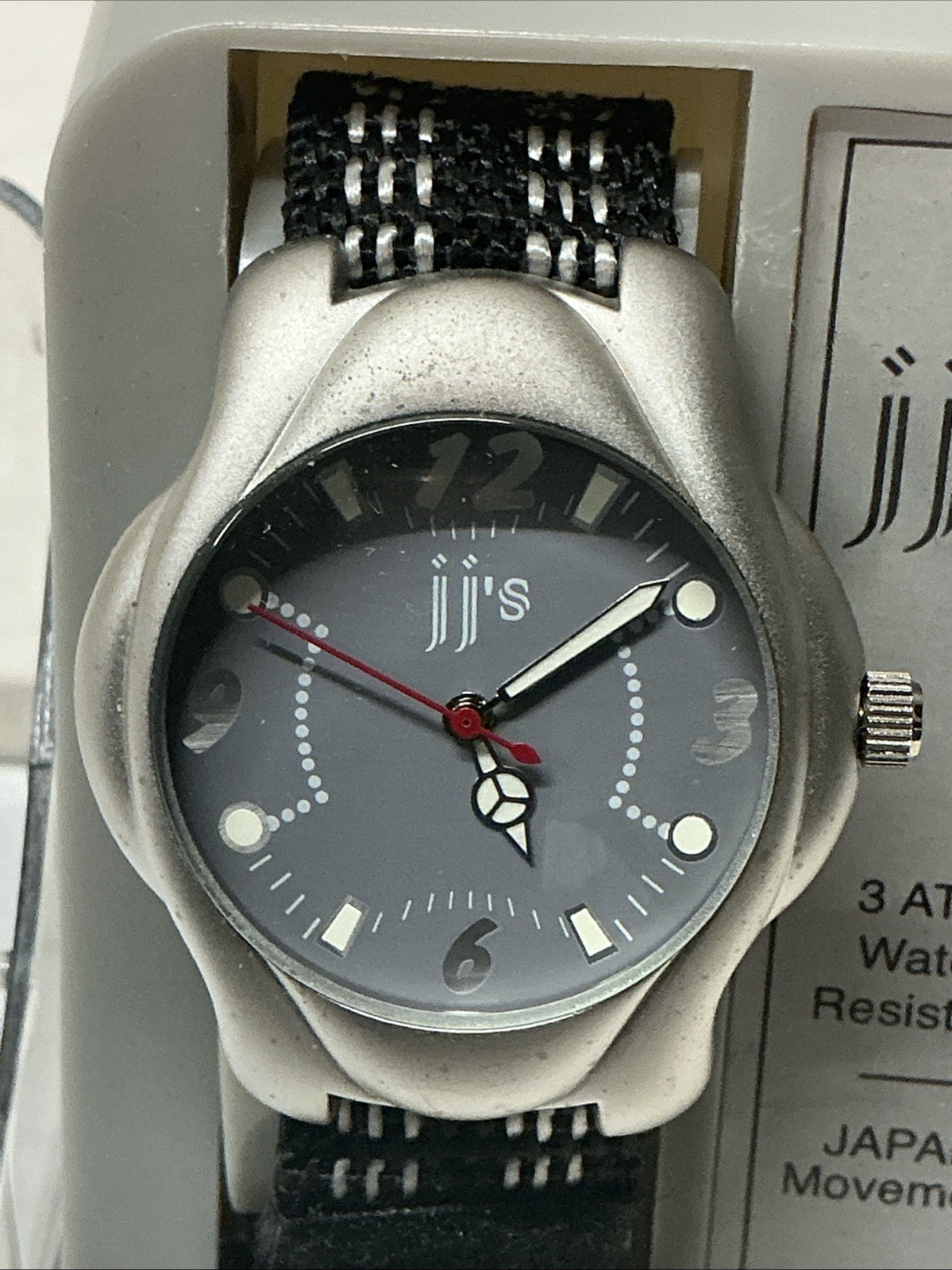 Vintage JJ’s Watch NL0081 M.0381 Y2K Cyber Futuristic Asymmetrical Ergonomic NIB