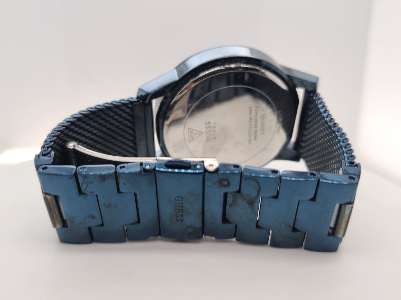 Guess Iconic Diamond Blue Dial Mesh Band Mens Watch U0297G2 for PARTS/REPAIR