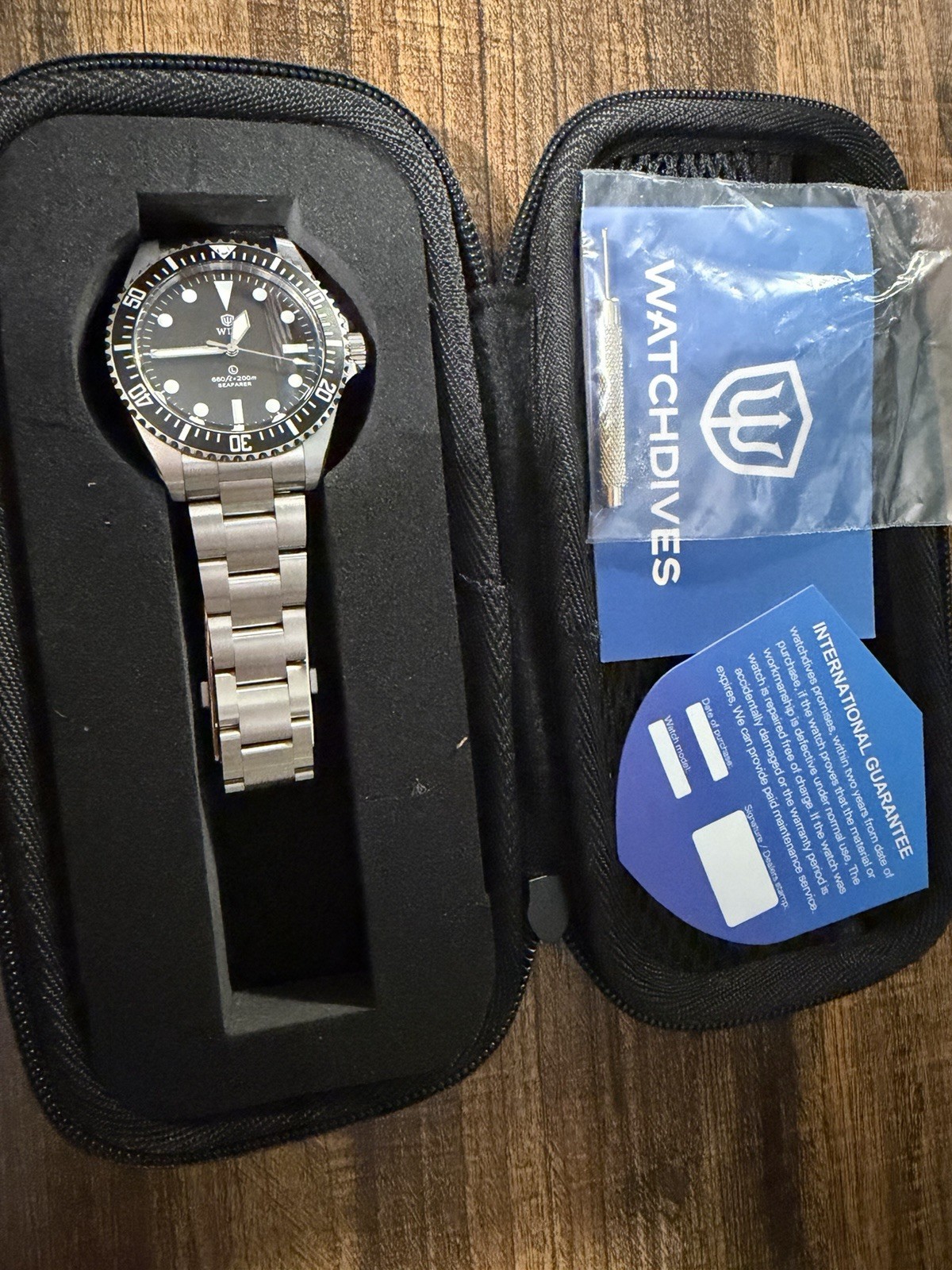 Watchdives WD5513q MILSUB Black Dial Quartz Diver Watch 200m Steel Bracelet