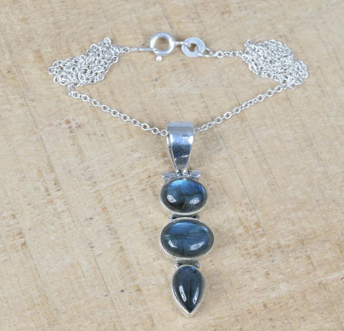 Nice Labradorite Gemstone 925 Sterling Silver Handmade Pendant