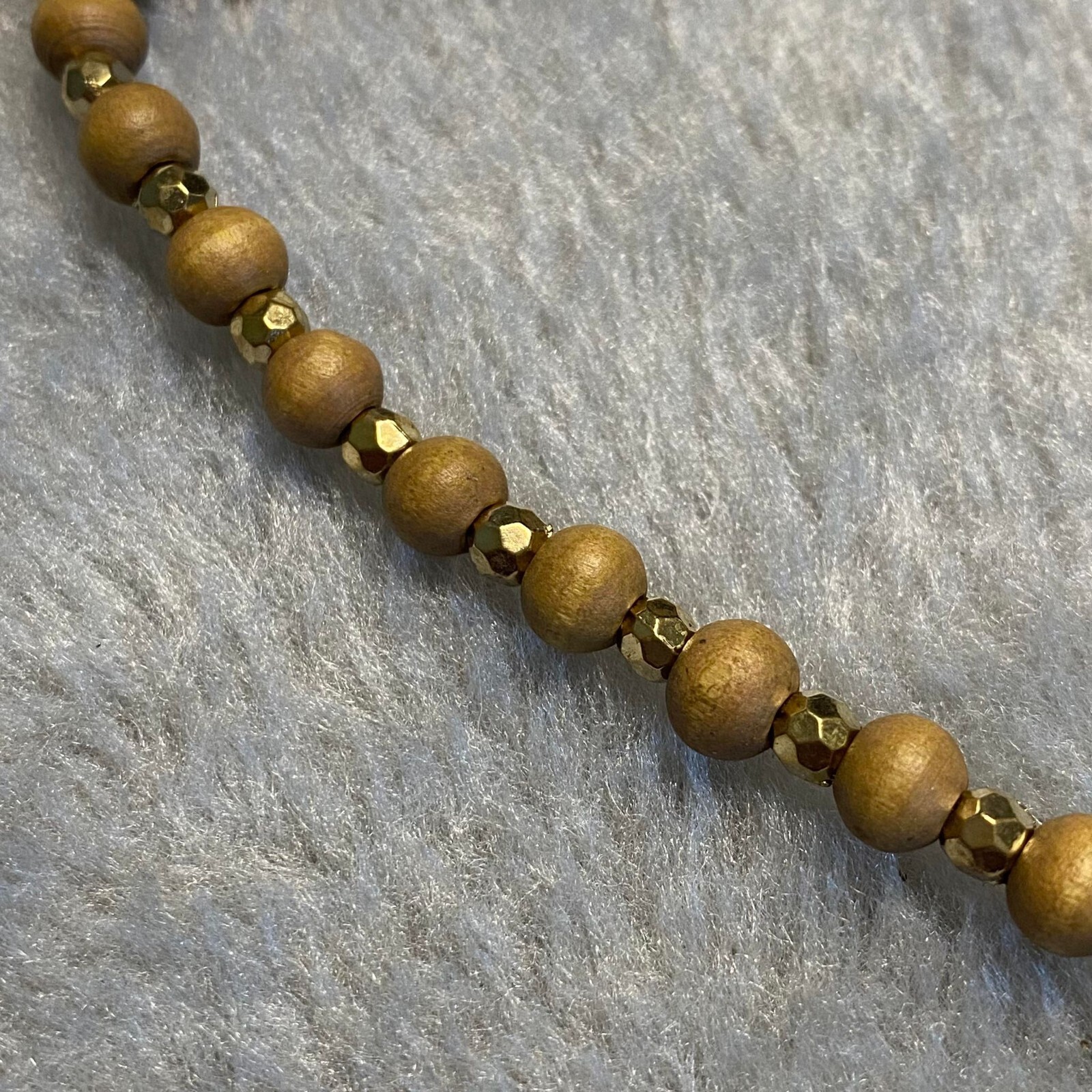 4pcs Approx 30-inches Wooden and Gold Tone Bead Necklace, Jewelry for Women NEW