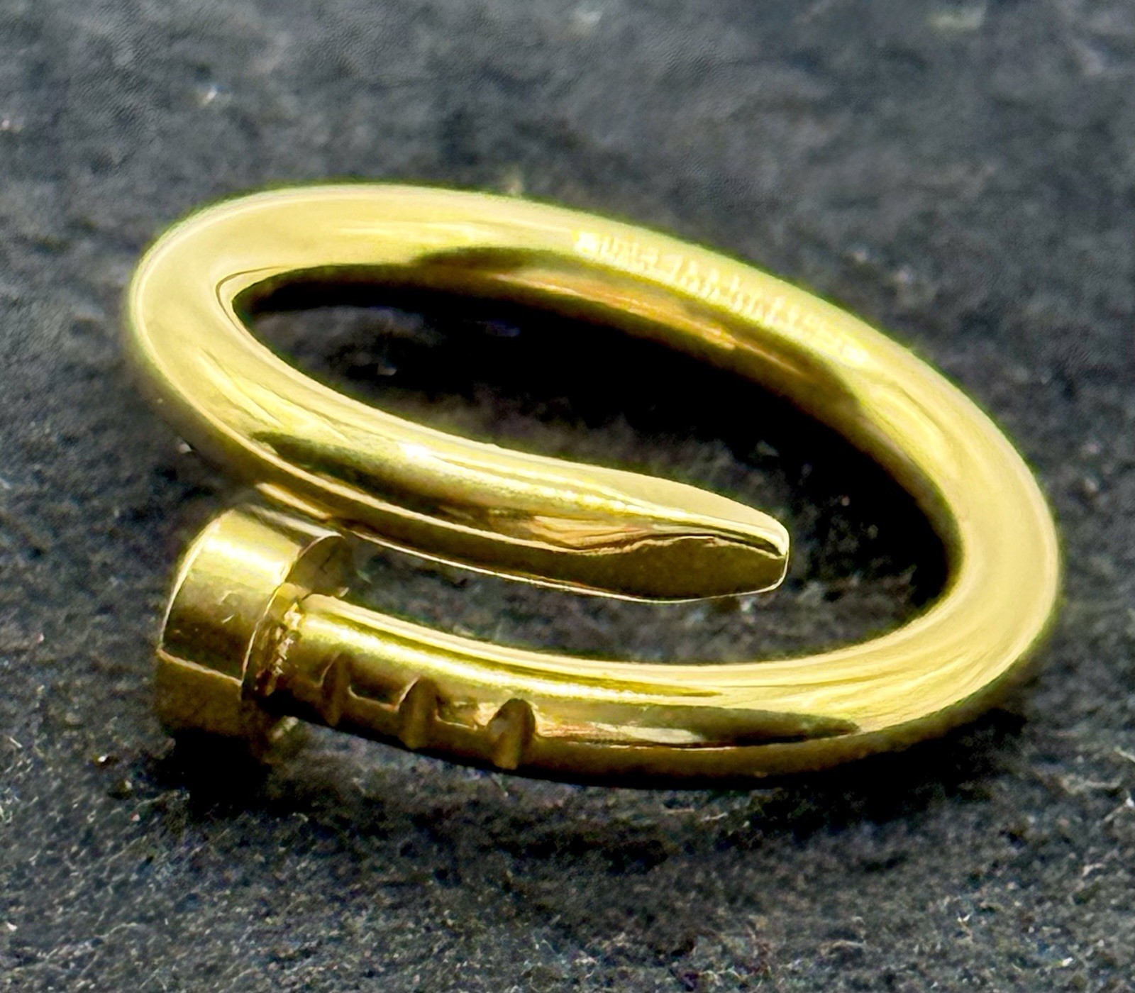 Gold Tone Twisted Nail Ring Size 8 – 4.7g Fashion Wrap Band – NWOT