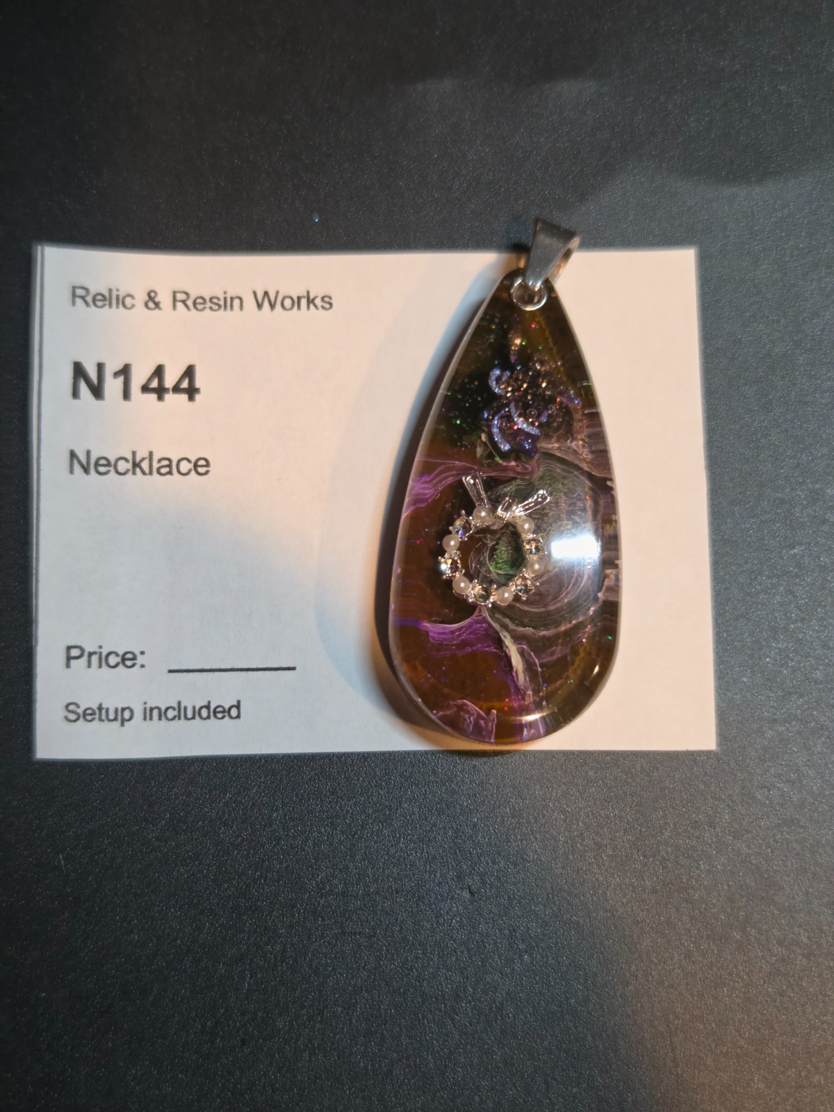 Handmade Resin Pearl Wreath Pendant UV Reactive Petri Effect Necklace N144