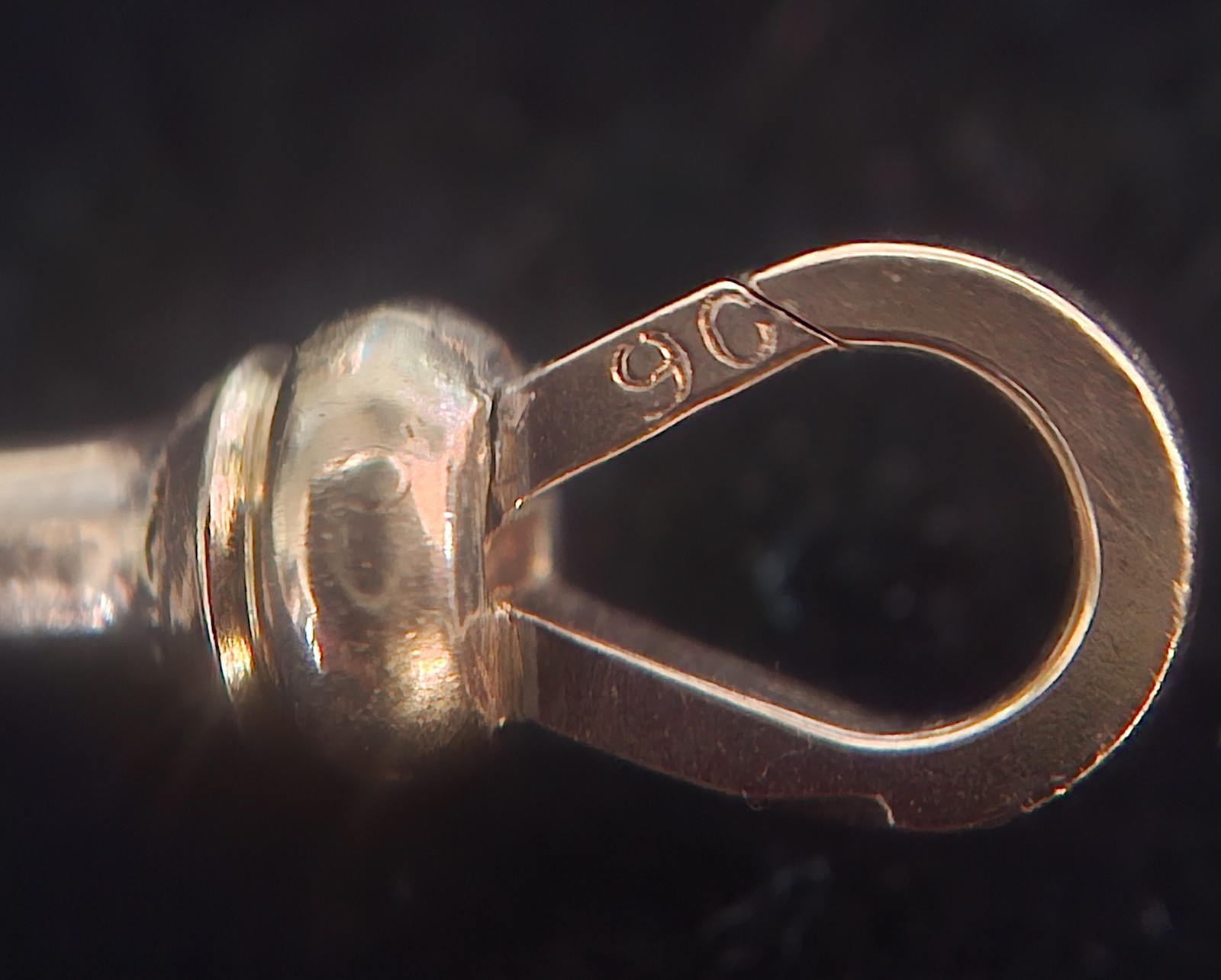 Hallmarked 9ct Yellow Gold Dog Clip In Working Order 2.10g #No.22