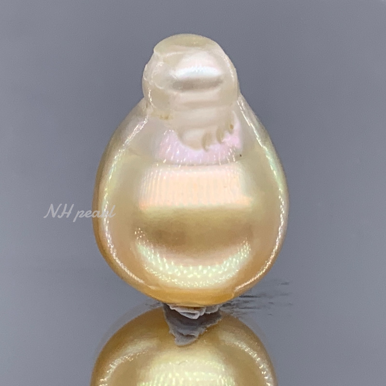 South Sea Pearl Gold Baroque 12.3mm x 17.5mm, 3.47g undrilled