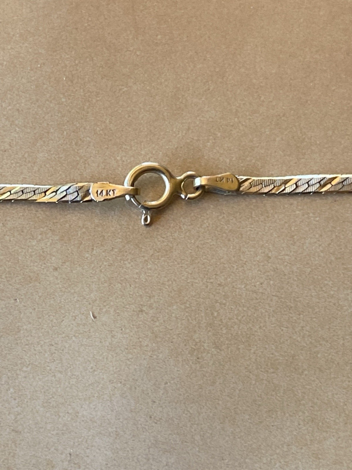 E 14K Flat Herringbone Snake Chain Gold Necklace 15″ Charm Scissors 3.3 Grams