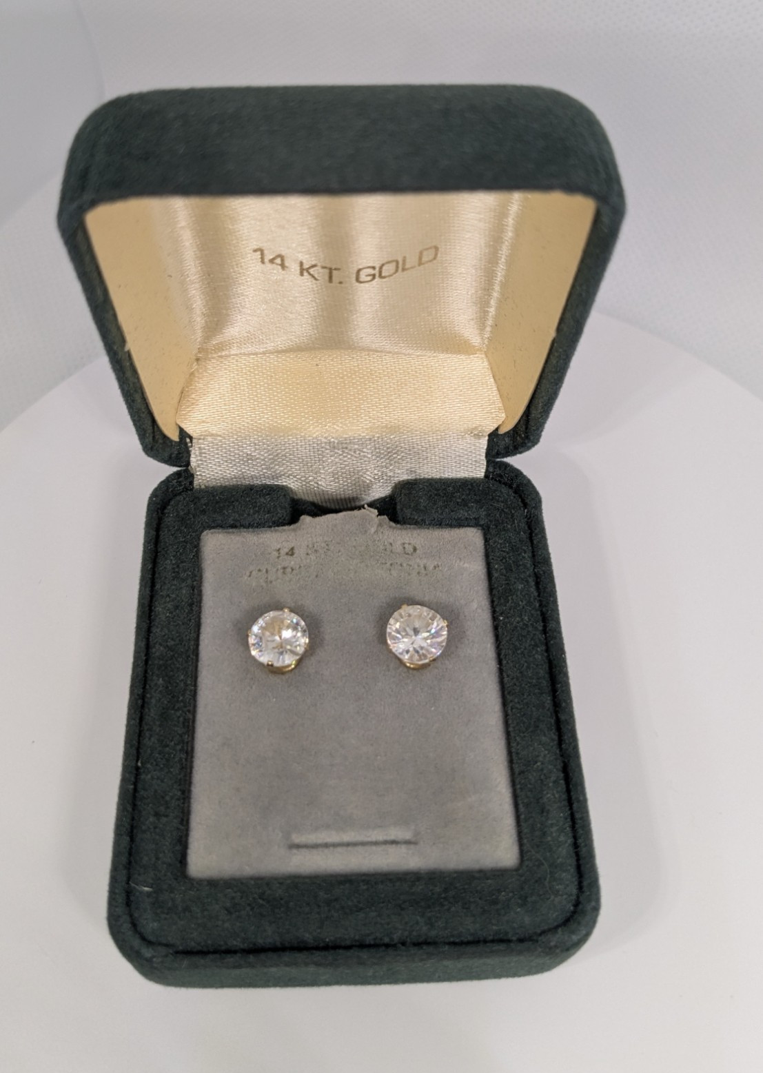 Vintage 14k Gold Round Cubic Zirconia Stud Earrings Prong Set Butterfly Back