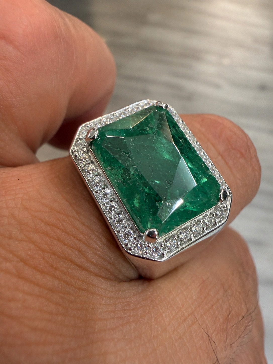 MOISSANITE Iced Natural 9ct Rectangle Green Emerald Stone Ring 925 Silver