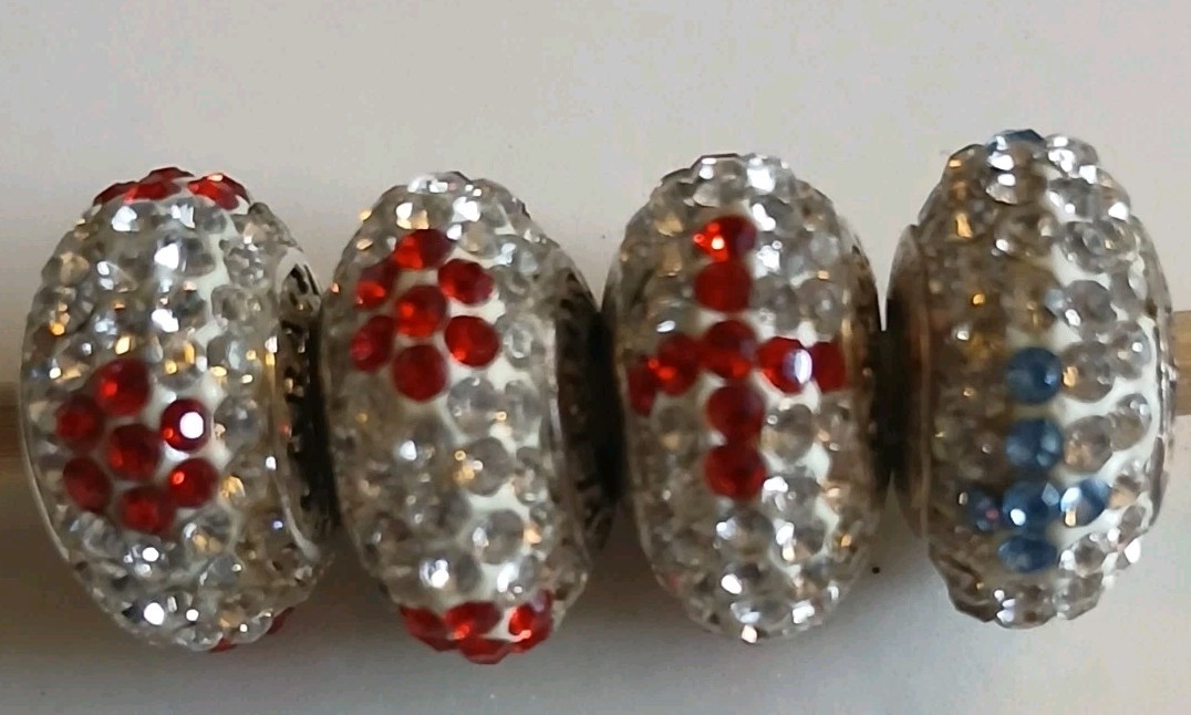 925 Sterling Silver Pavé-Set Sparkling Crystals. See Photos For Charm Brand