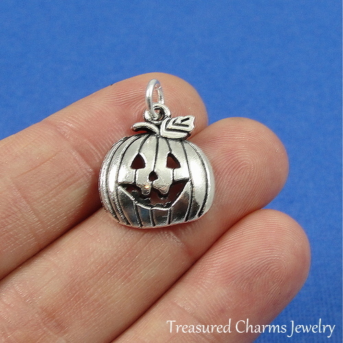 Silver Jack O Lantern Charm – Pumpkin Patch Halloween Pendant NEW