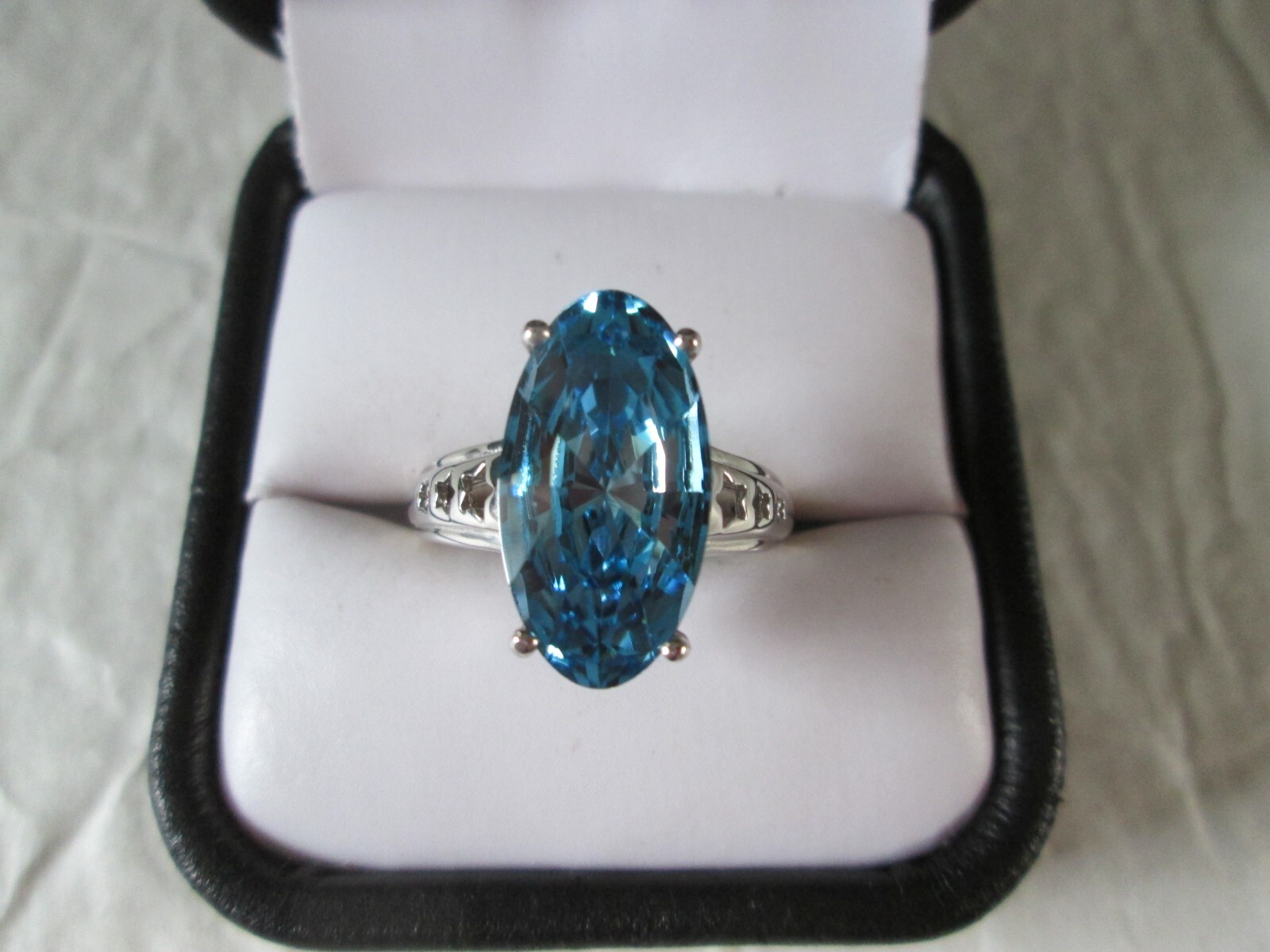 Aquamarine Crystal from Swarovski Platinum over Sterling Ring (Sz 7) 4.41 cts