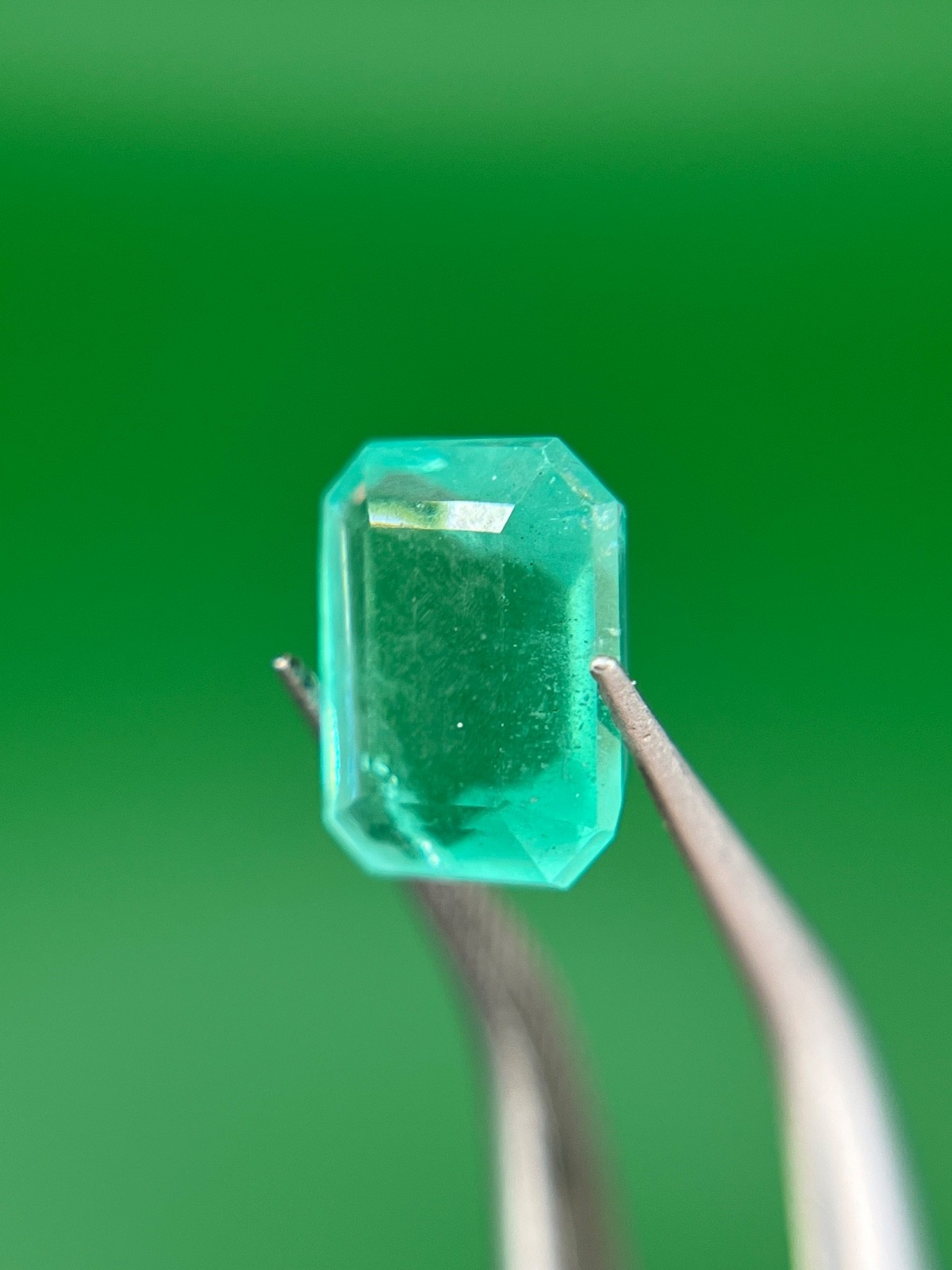 1.55 Ct Natural Emerald Cut Emerald – Bluish Green – 8.00 × 6.18 mm – Loose EM49