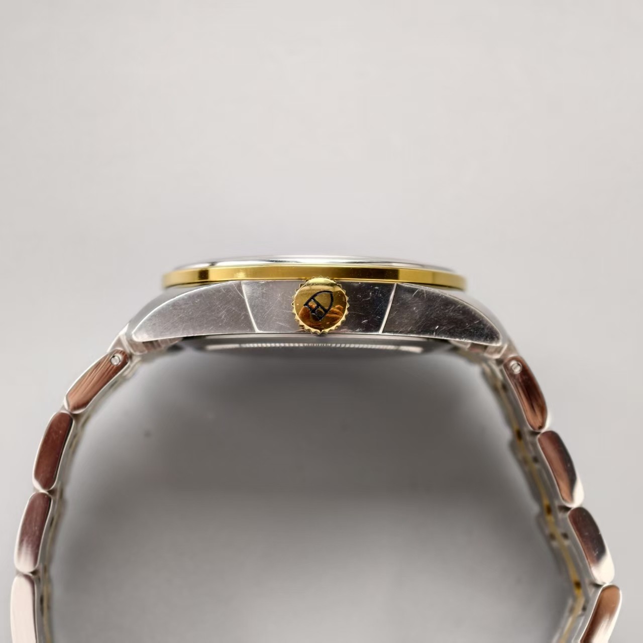 Tudor Gilding Scale Dial Glamour M56003 Men’s Watch Automatic 39mm Date