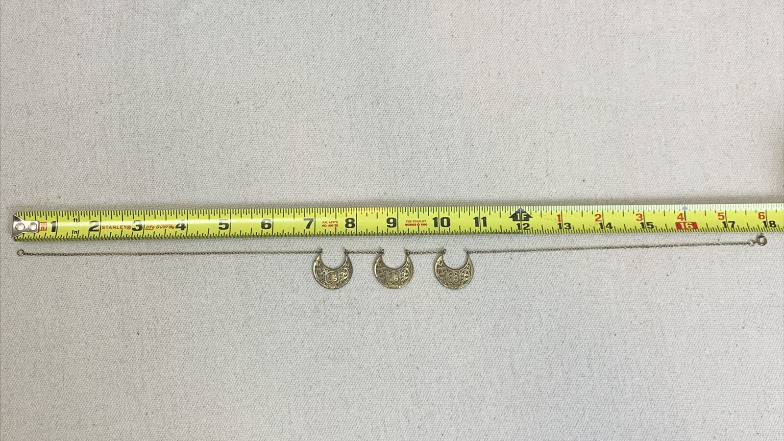 vtg British Museum BMPL Eastern Crescent Necklace