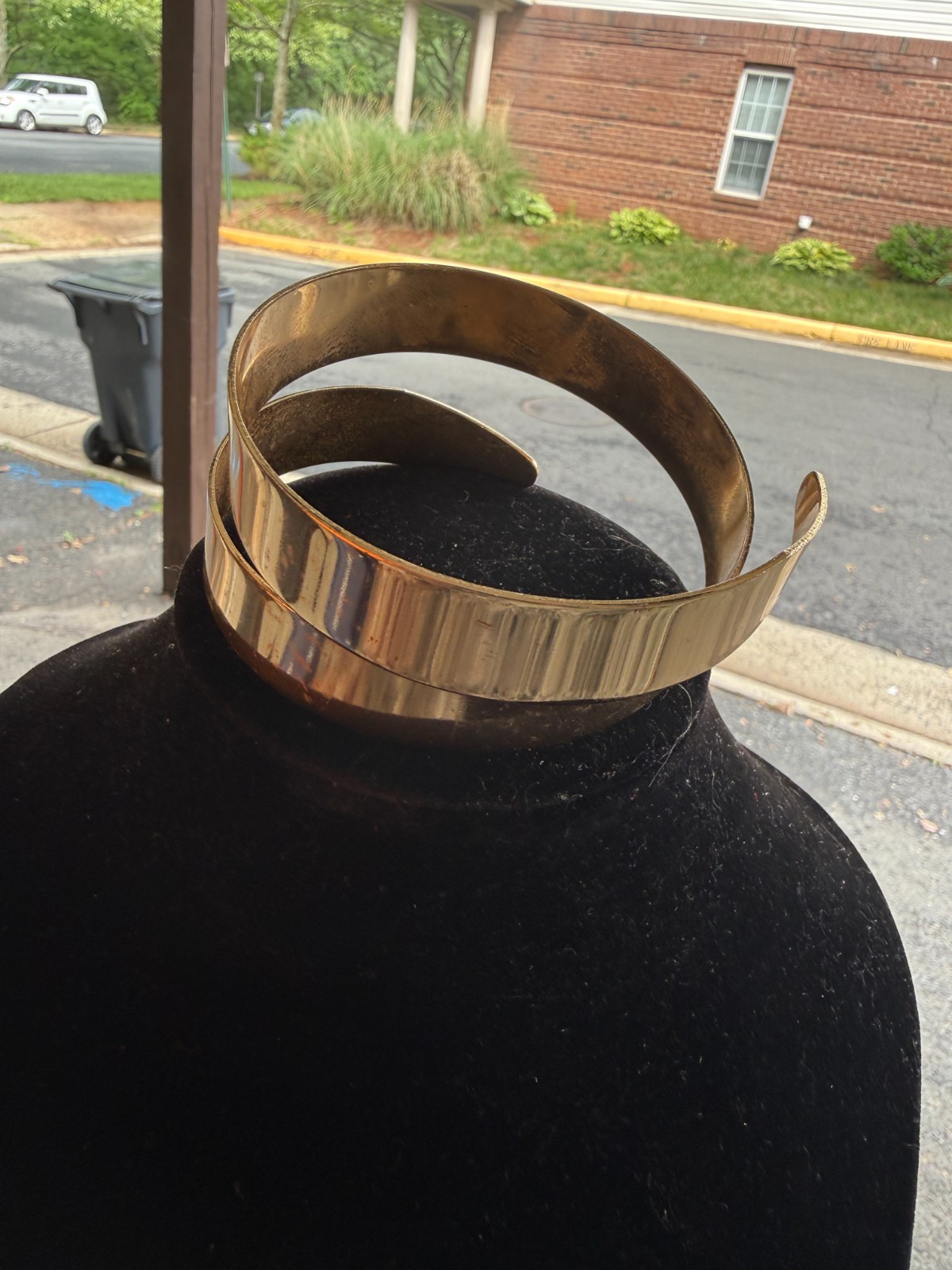 Vintage Gold-Tone Metal Spiral Coil Cuff Bracelet Modernist Minimalist Armband,