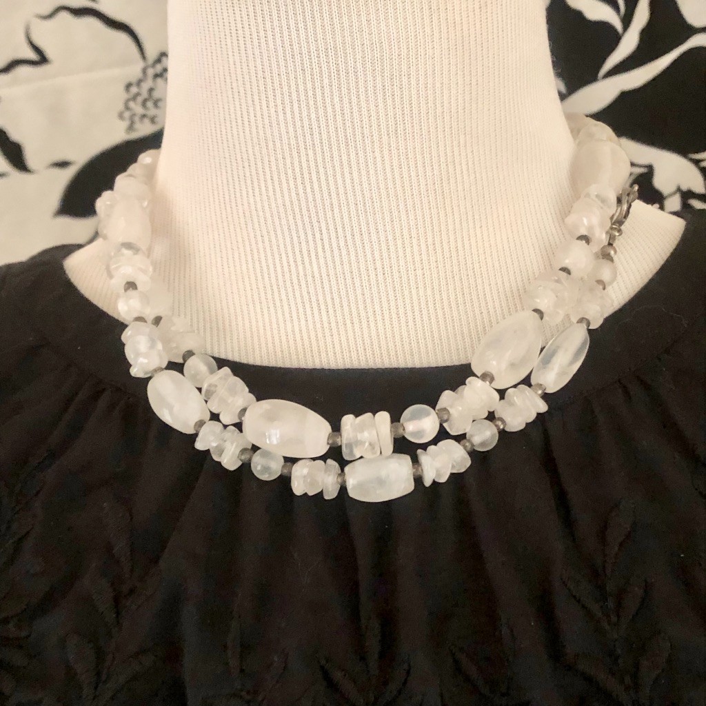 Vintage 34″ QUARTZ Stone BEAD NECKLACE~ White Semi Transparent Polished Ovals