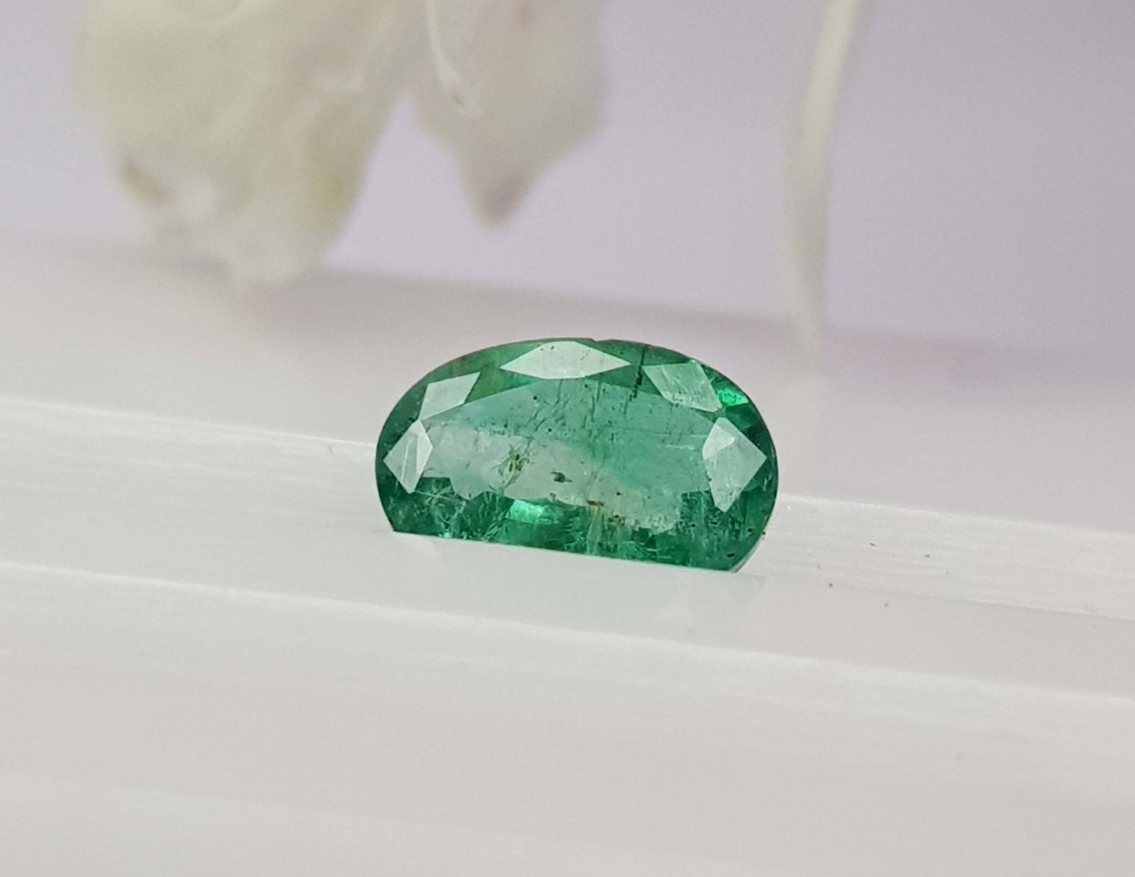 0.66 Ct Natural Emerald Oval Cut Rich Green Zambian Mines Top Quality Gemstone