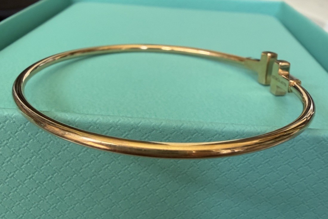 Tiffany & Co. Small T Wire Bracelet 18K Rose Gold Narrow 6.3 Inches