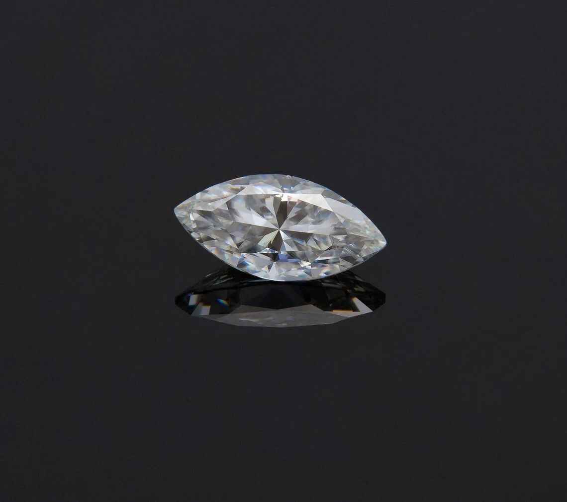 Stunning 1 CT Certified Natural White Diamond – Marquise Cut, VVS1 D Grade H15