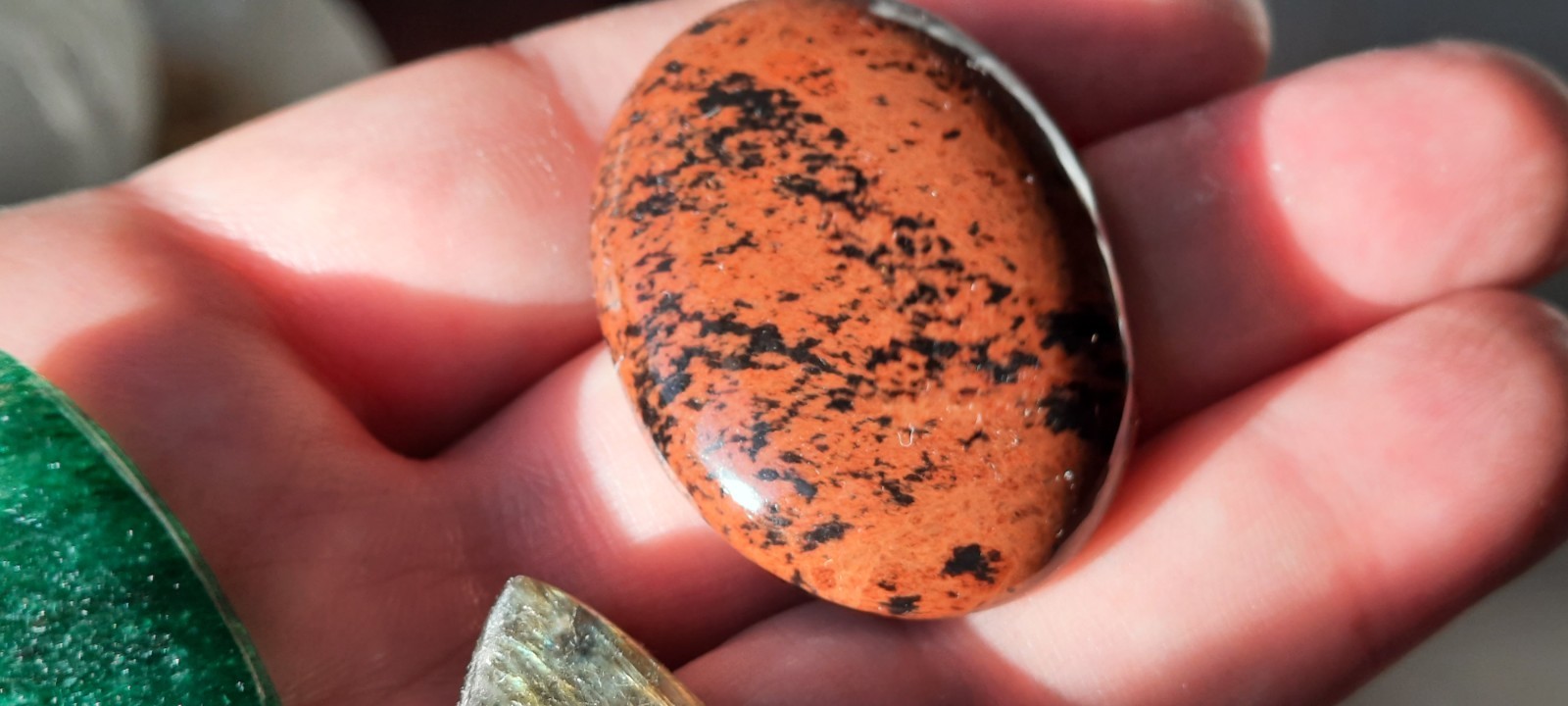 Mahogany Obsidian 64 Ct 40X29X7 mm + Labradorite 32 Ct. 31X22X7 mm + Aventurine