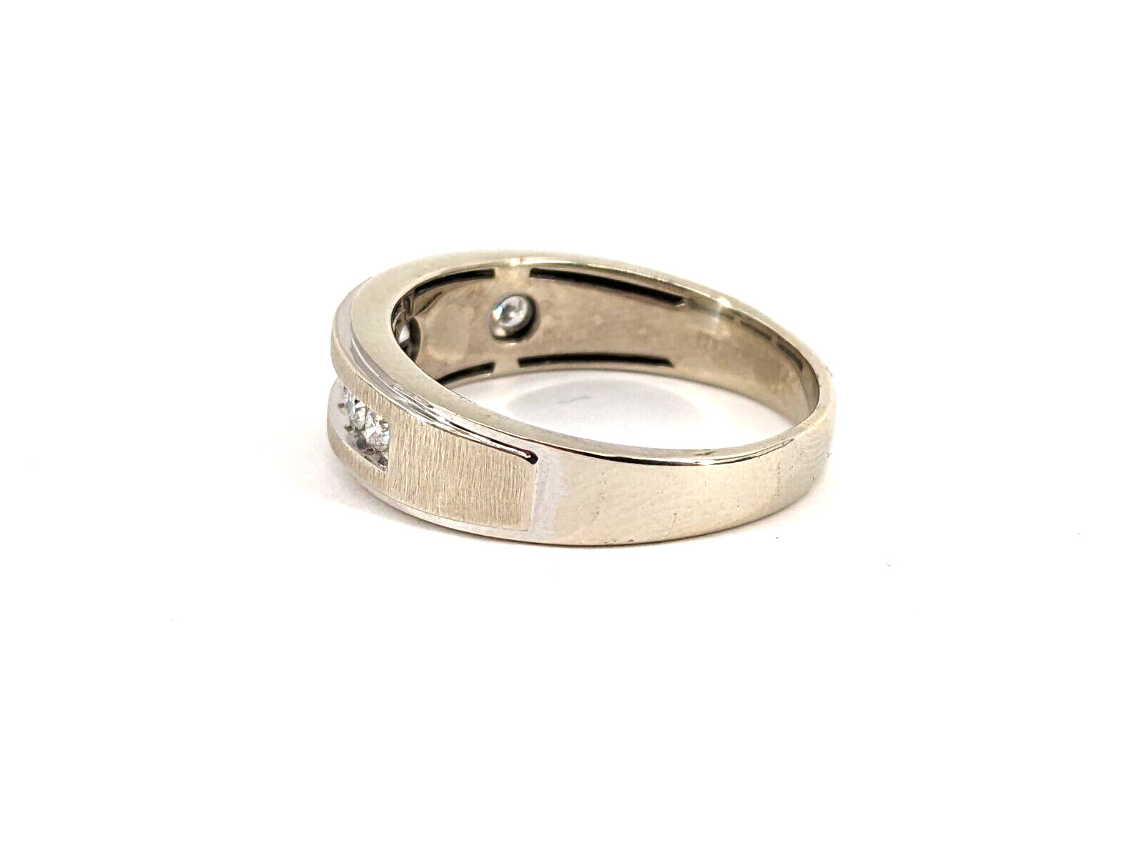 10KT White Gold 5.93g Men’s Diamond Ring Band (1/2cttw) Size 11.75