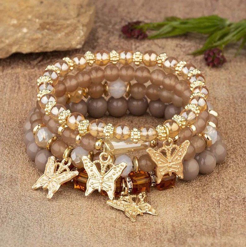 4Pcs Butterfly Beaded Bracelet Set for Women Boho Acrylic Jewelry Gift