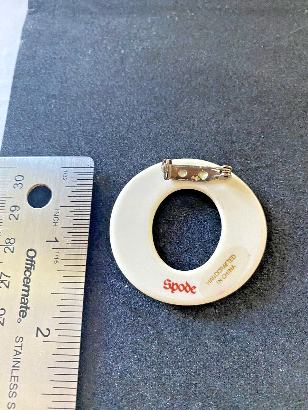 SPODE CHRISTMAS Cheer Wreath PIN