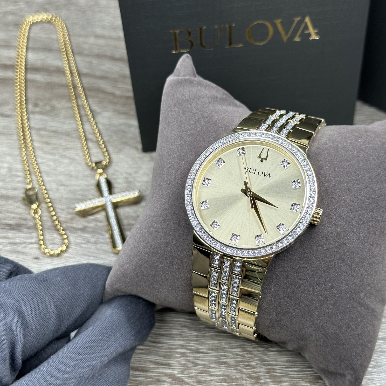 NEW✅GIFT SET✅ Bulova Crystal Gold Tone Diamond Dial Men’s Watch 40MM 98K113