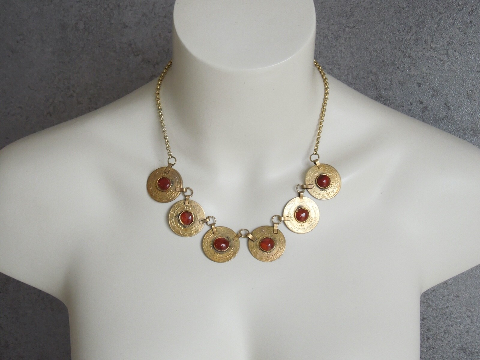Vintage Coin Pendant Necklace Boho Carnelian 60s 70s 36.3 g 47 cm