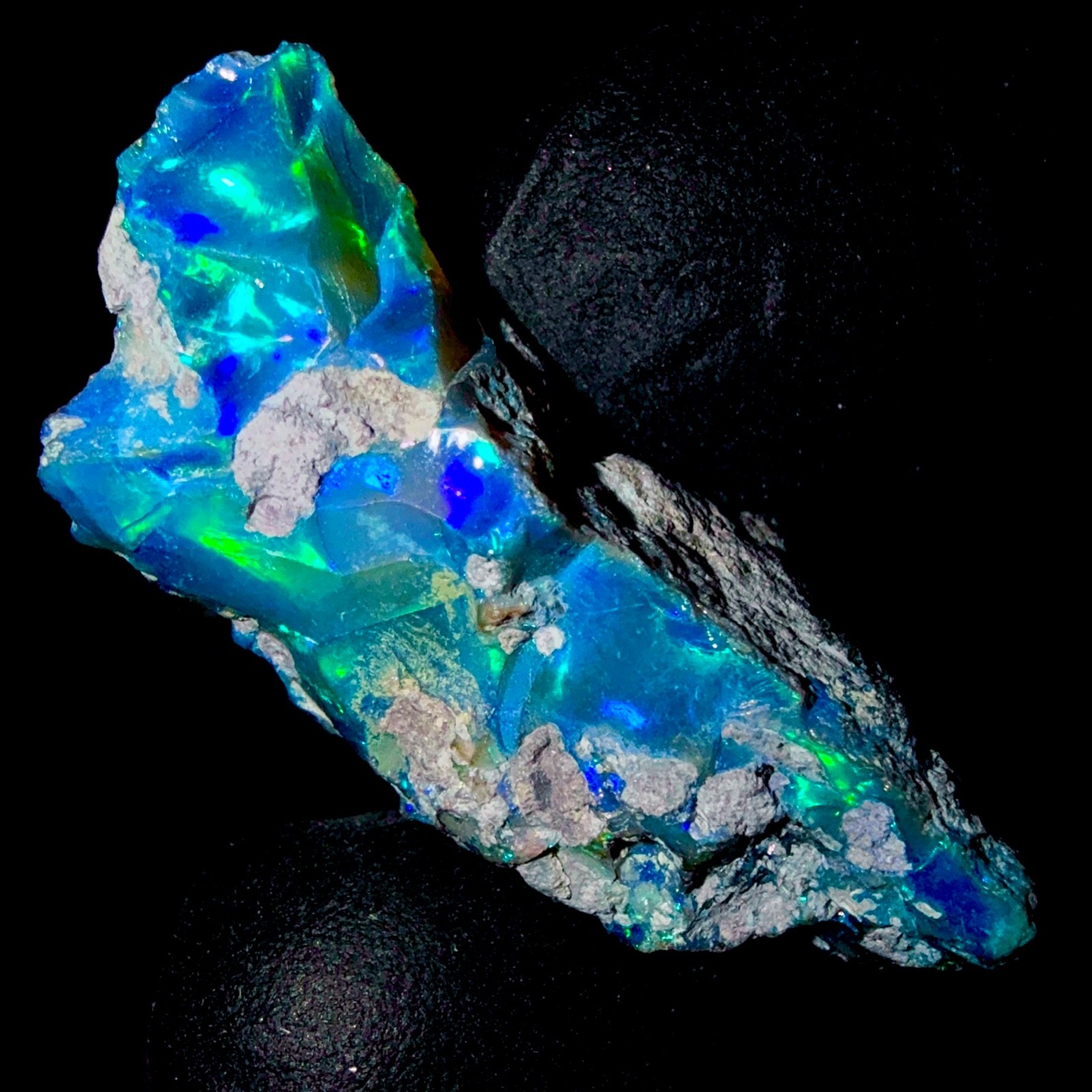 Black Fire Opal, Ethiopian dry opal rough, Natural opal gemstone 18.5Ct 27×14 mm