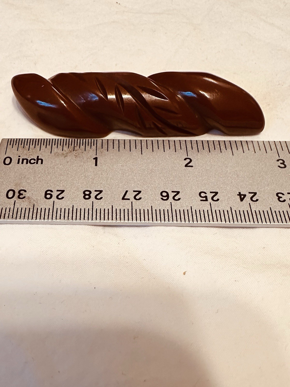 Vintage Art Deco Bakelite Bar Pin with Twisted Incised Design, lovely brown 40s