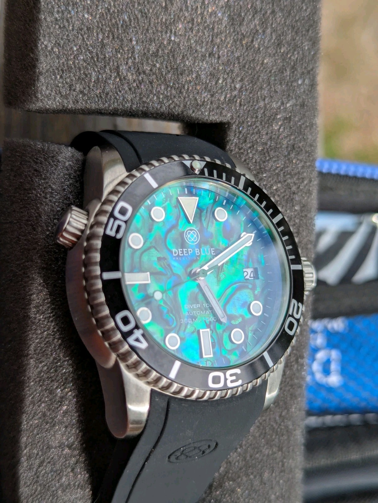 DEEP BLUE 40 MM DIVER 1000 AUTOMATIC BLACK CERAMIC BEZEL – GREEN ABALONE