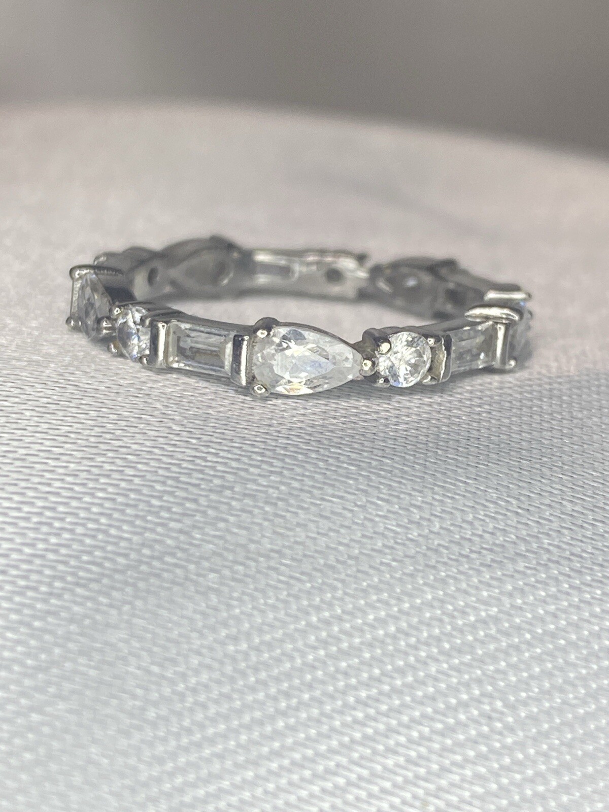 Gorgeous Sterling Silver 925 Fuzion Creations Cubic Zirconia Eternity Band Ring