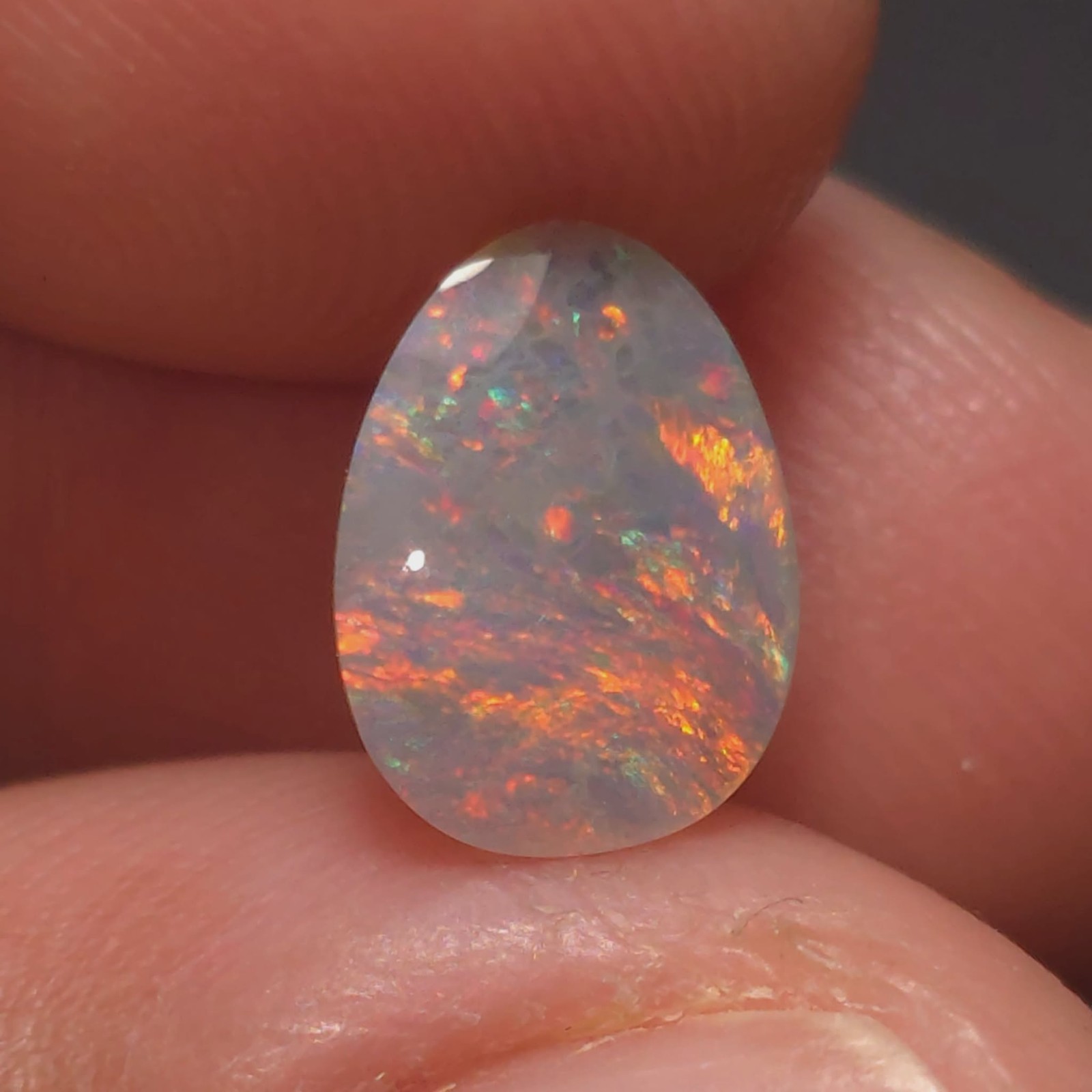 0.8cts Lightning Ridge Opal Freeform 9.4×7.1×2.2mm