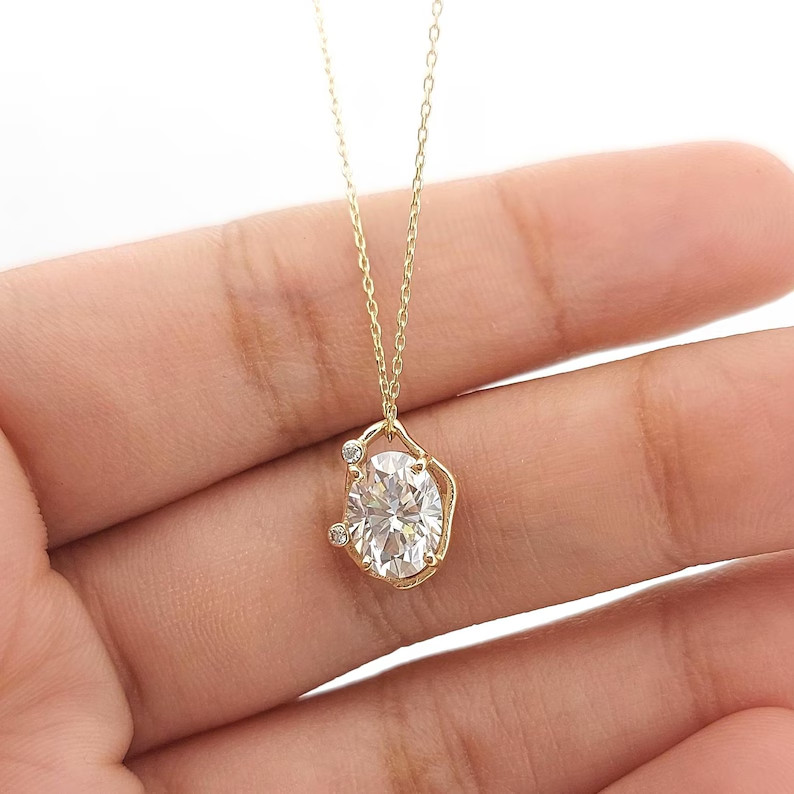 2 Ct Oval Moissanite Classic Pendent Necklace 14k Gold Plated Gift for Her 18In