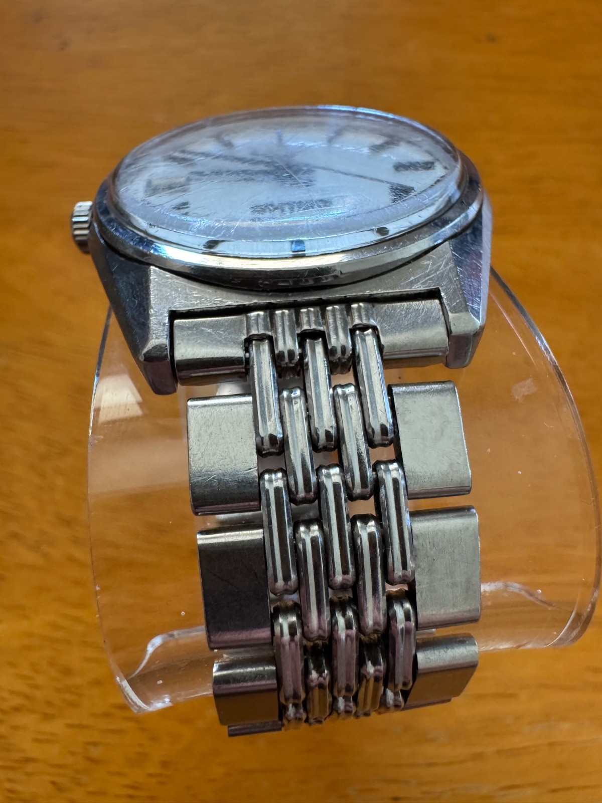 VINTAGE SEIKO LORD MATIC 5605-7020 – CREAM BRUSHED DIAL – BEADS OF RICE BAND