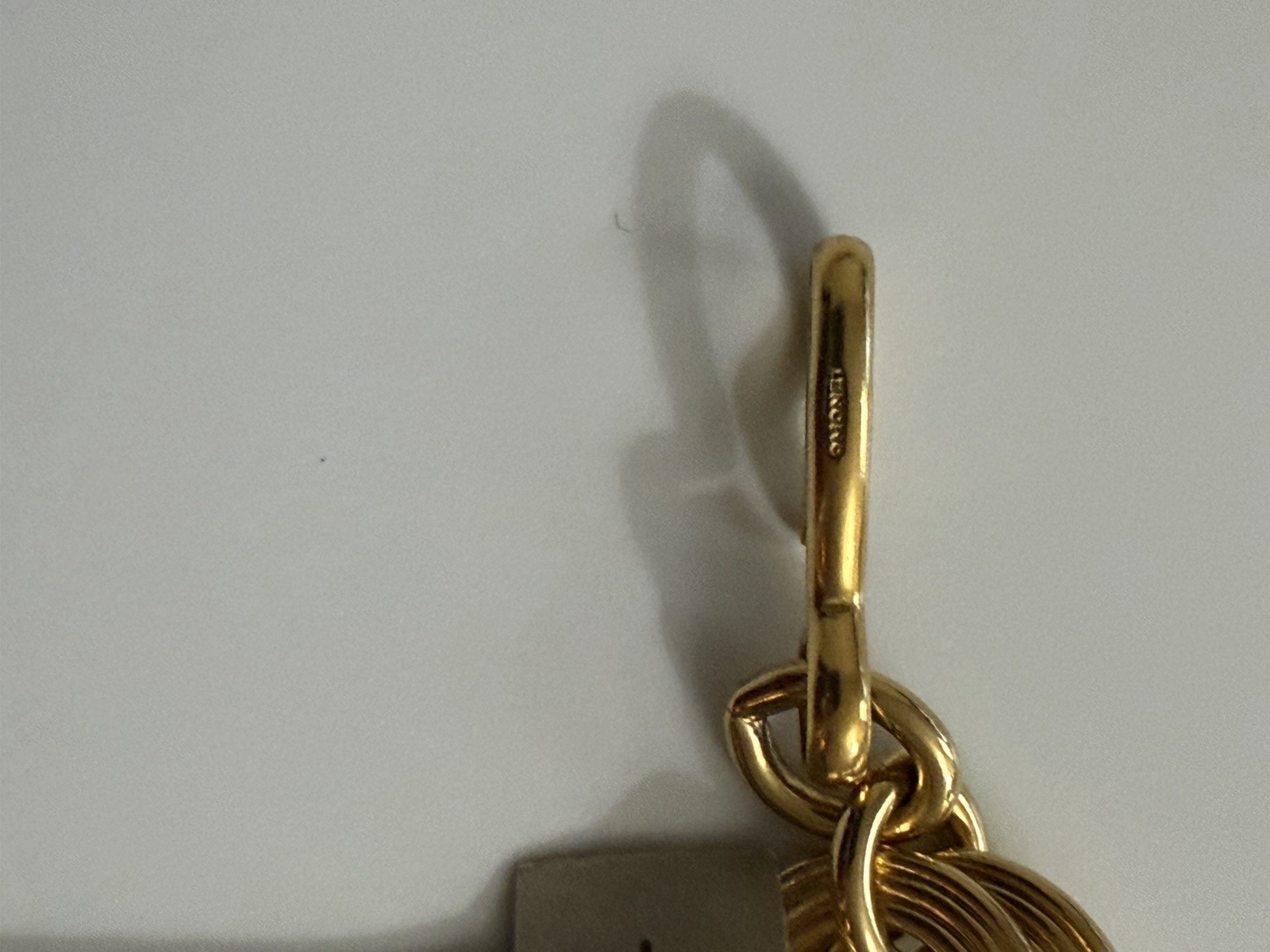 Monet Chunky Gold tone Necklace With Hook Closure . Bright Gold Tone￼