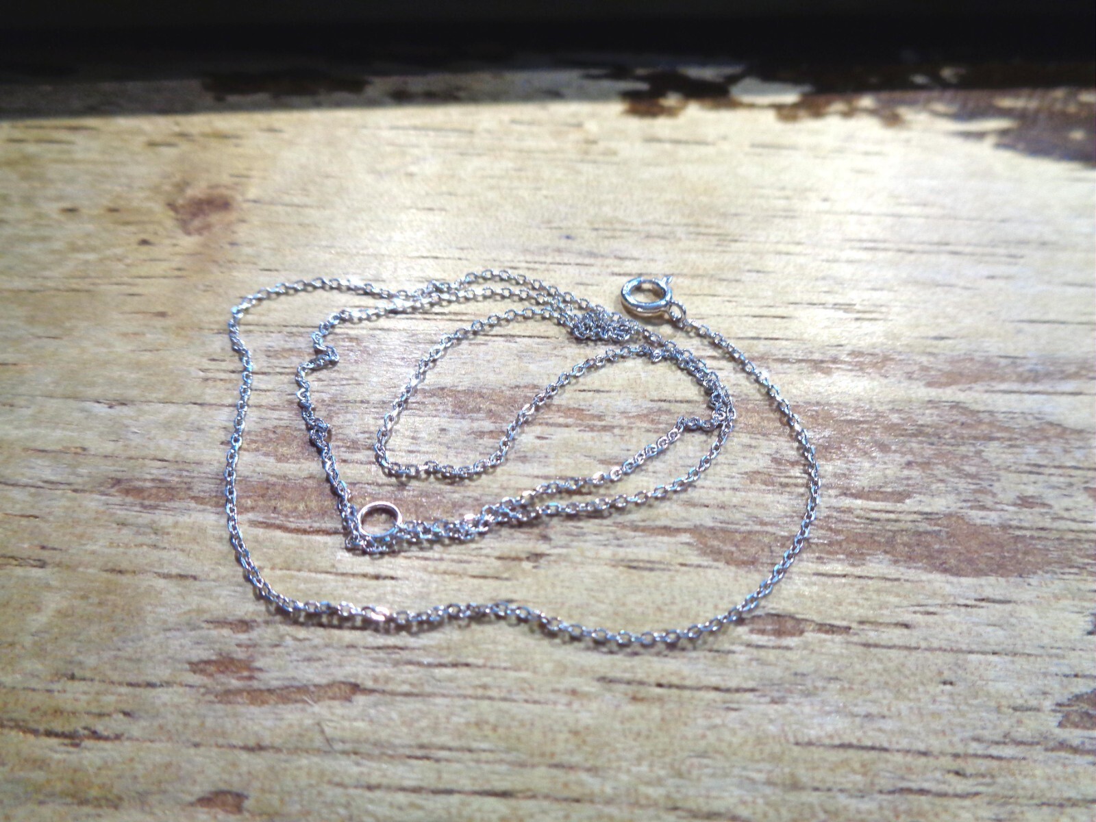 0.8MM PETITE WHITE GOLD-PLATED 925 STERLING SILVER DC ROLO CHAIN NECKLACE 16″
