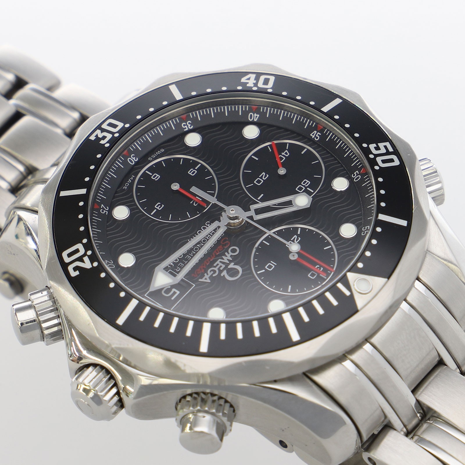 OMEGA 213.30.42.40.01.001 Seamaster Diver Chrono black Dial Automatic Stainless