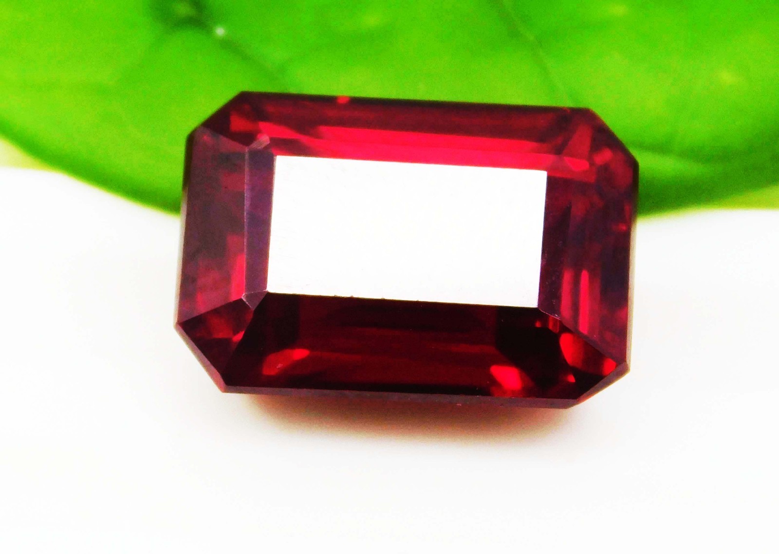 20.00Ct Natural Red Ruby Certified Madagascar Emerald Cut Loose Gemstone