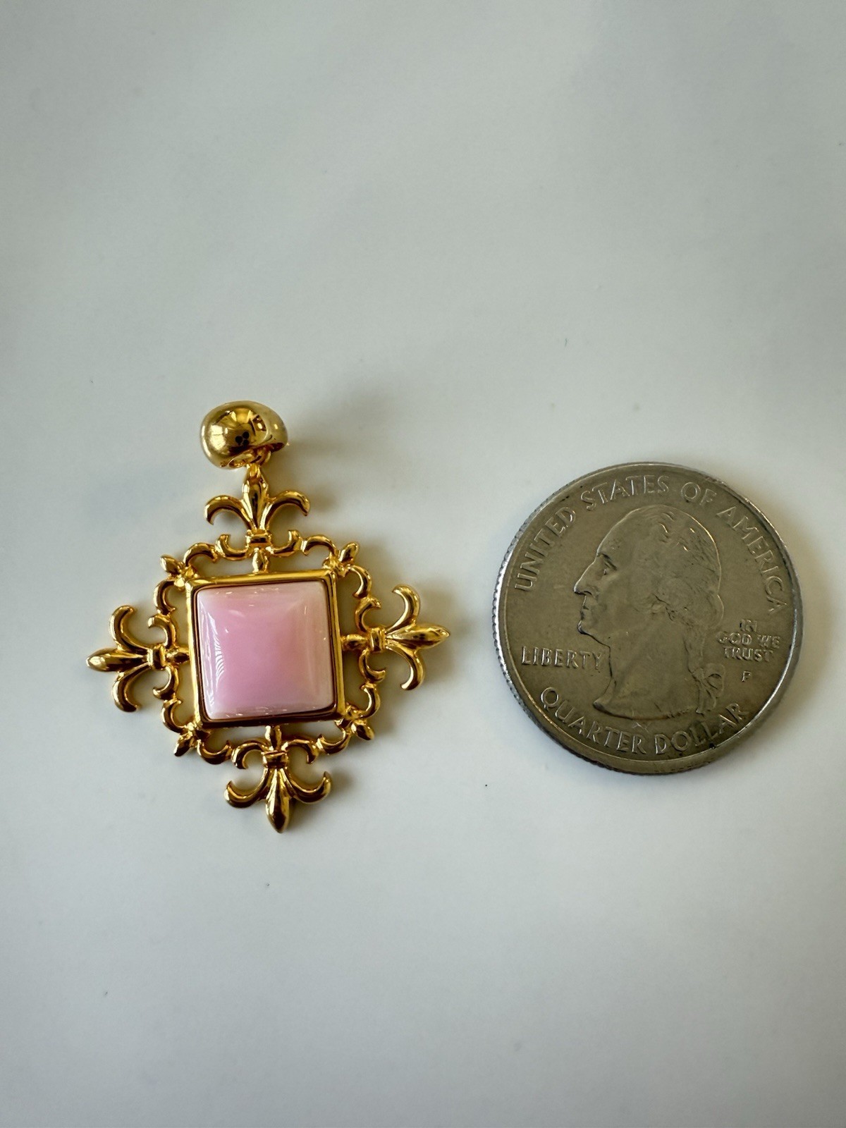 Pink Conch Shell Fleur De Lis 18kt Gold Vermeil Sterling Silver 925 Pendant