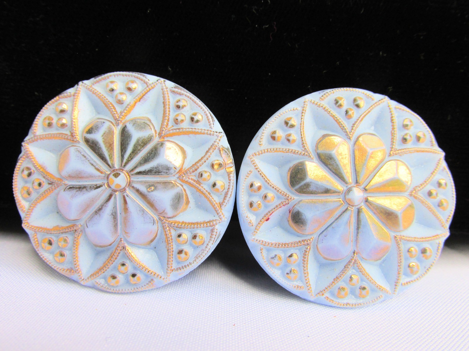 Vintage Periwinkle Blue Pressed Glass 1.5″ Earrings Clips Golden Accents