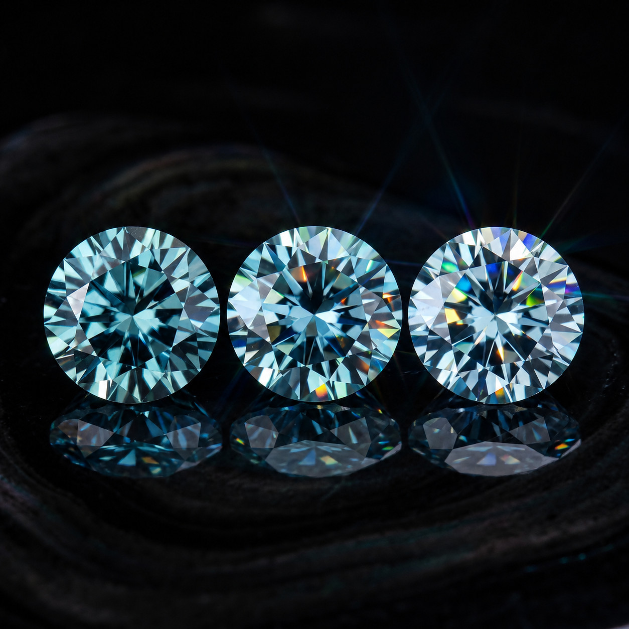 3 Ct Pair Light Blue color Round Cut VVS1 Diamond Loose 8×8 MM Gemstone 2 pcs