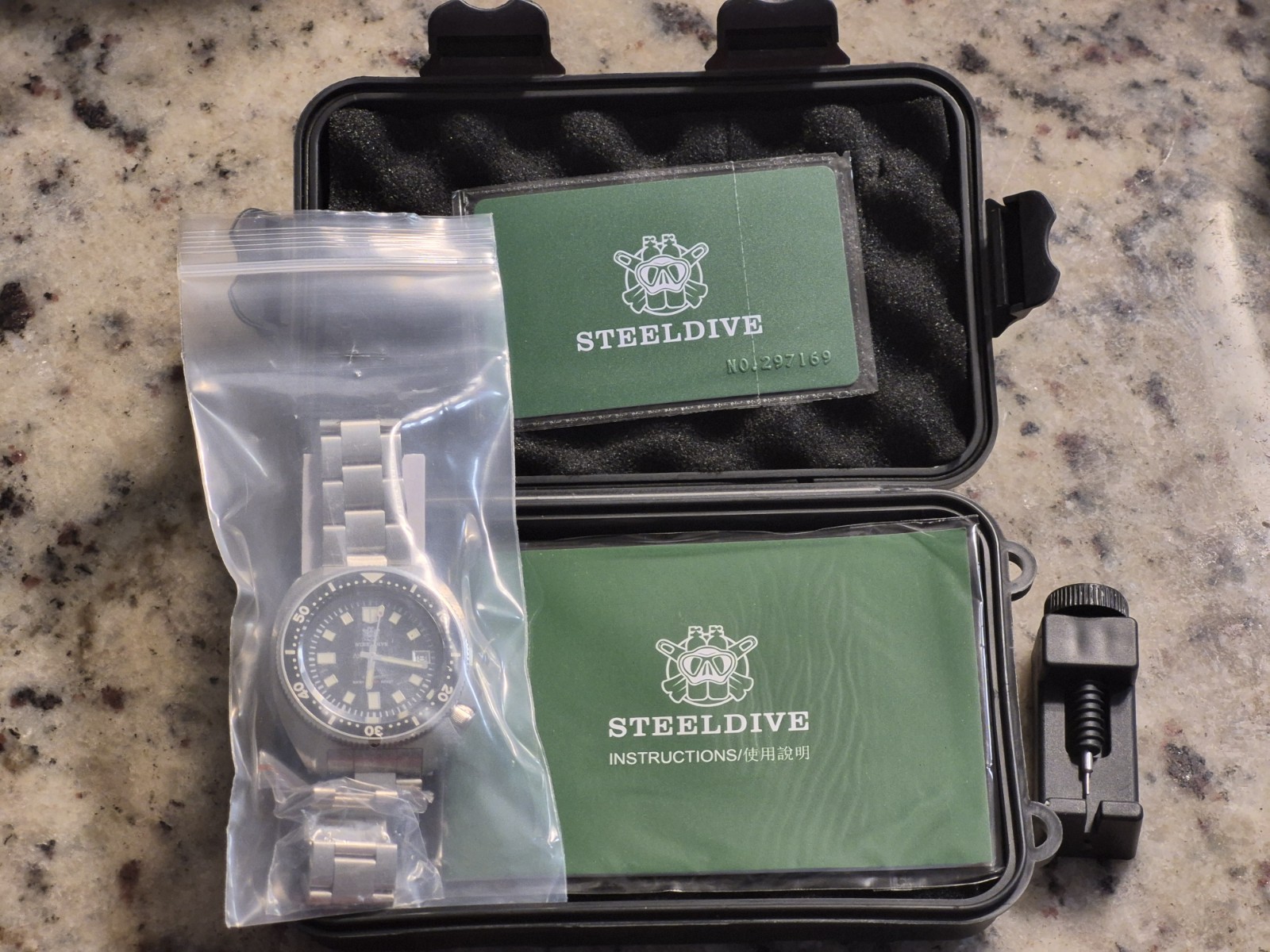 STEELDIVE SD1970
