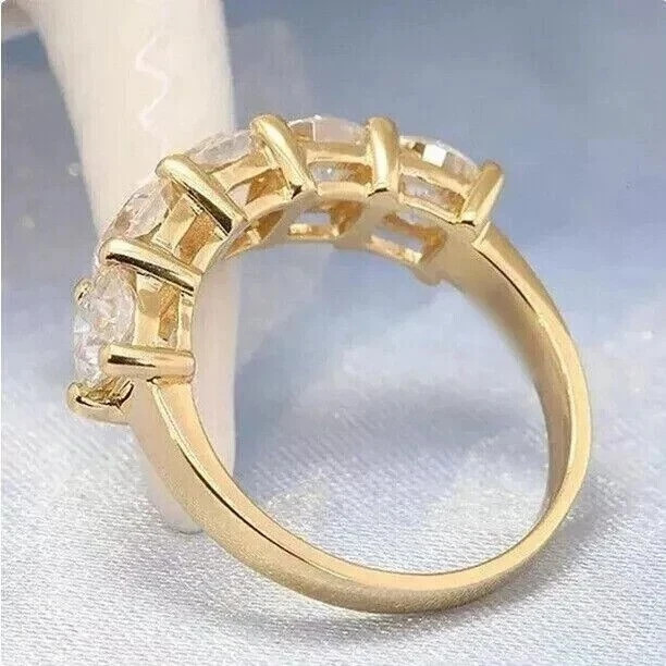 Diamond Band Wedding Cushion Cut Lab Grown 2.2 Carat 18k Yellow Gold VVS E F CVD