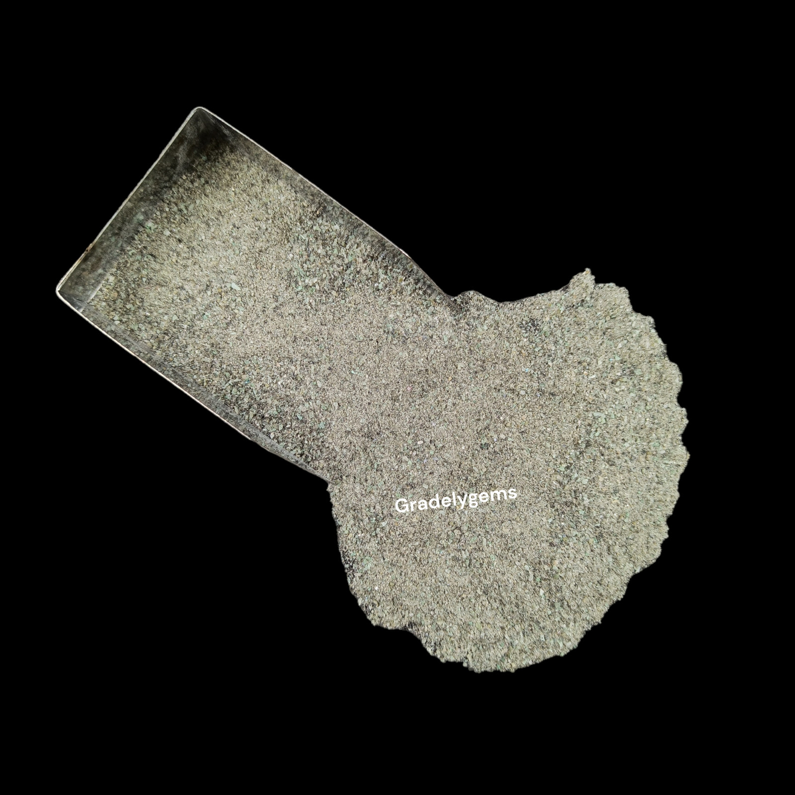 Exquisite Emerald Gemstone Crushed Powder – Rich Green Hue for Resin Art & Craft