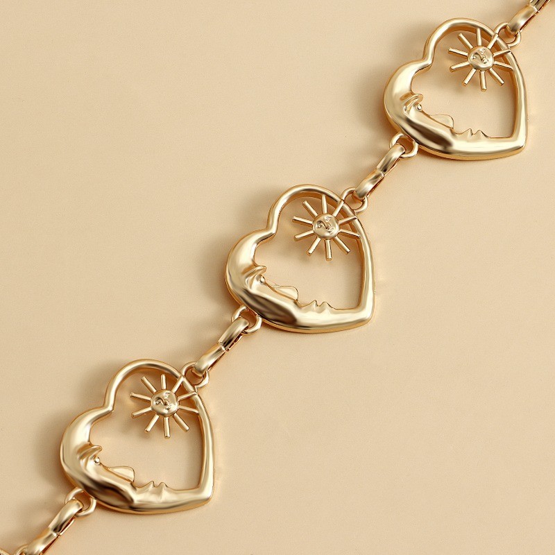 Women’s Fashion Face Crescent Heart Waist Chain Alloy Sunflower Chain Body Chain