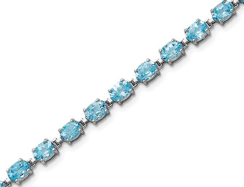 BlueTopaz Bracelet 4.75 Carat (ctw) Carat in Sterling Silver