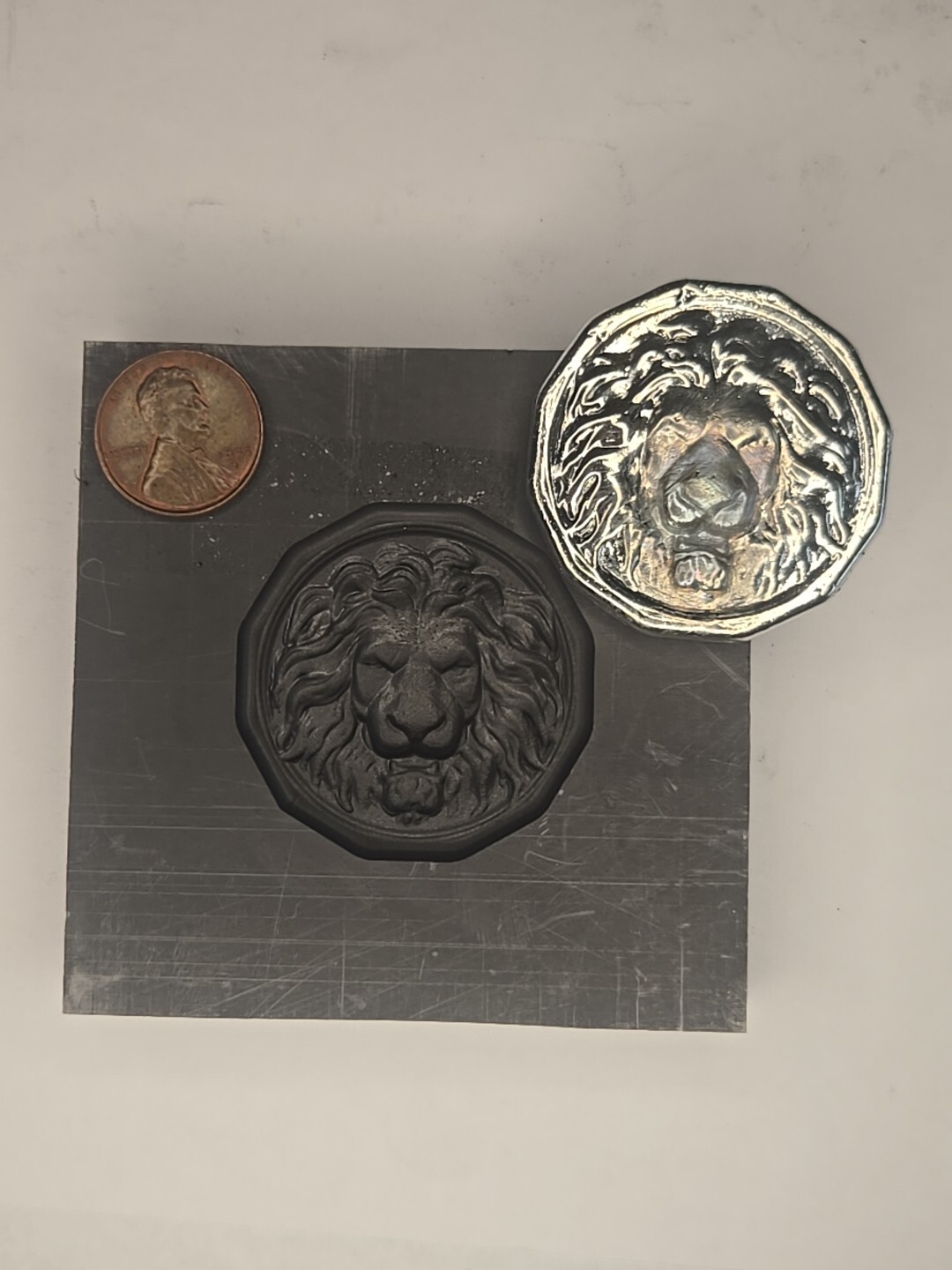 Hex Deco Lion 3D Graphite Ingot Mold for Gold Silver Copper Casting Refining