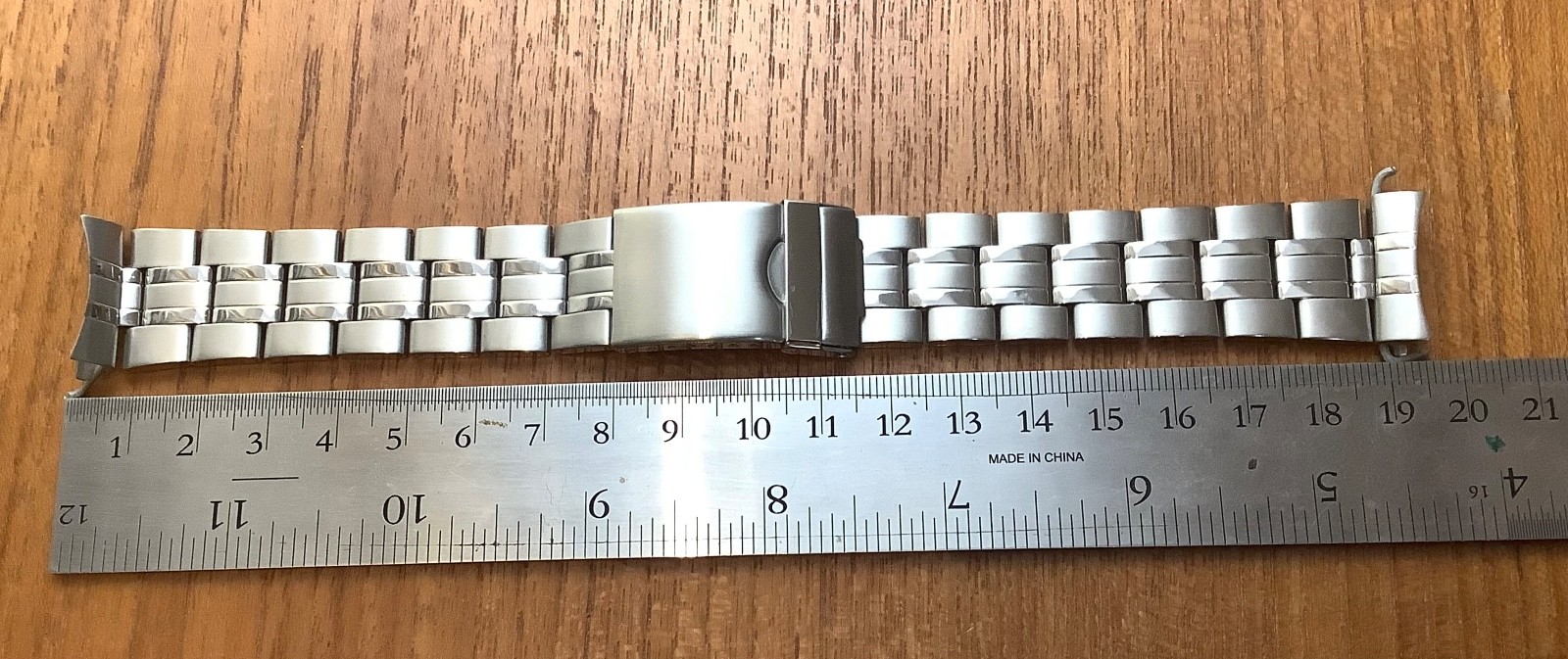 Stainless Steel 3-Link Bracelet Flip Lock Clasp Watchband 22mm Curved Ends NOS